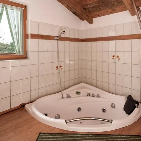 Holiday home Valverana In Sisan *